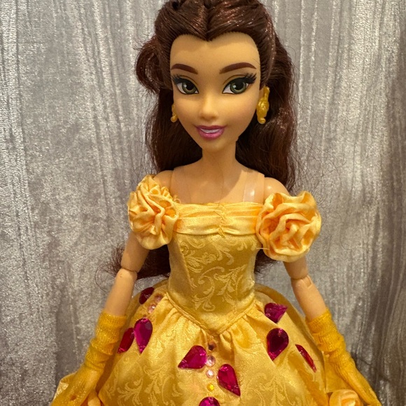 Disney Princess Doll Trio - Pink, Purple, Yellow - Picture 8 of 10